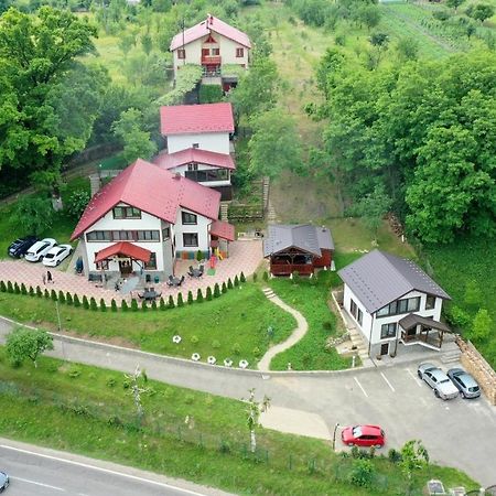 Stejarul Lui Andrei Hotel Izvoarele  Exterior foto
