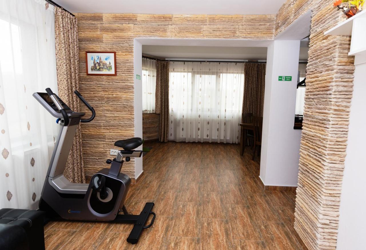 Stejarul Lui Andrei Hotel Izvoarele  Exterior foto