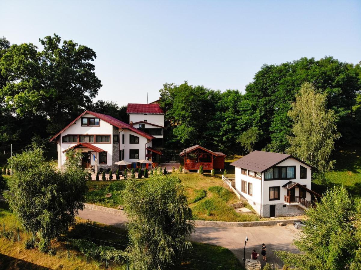 Stejarul Lui Andrei Hotel Izvoarele  Exterior foto