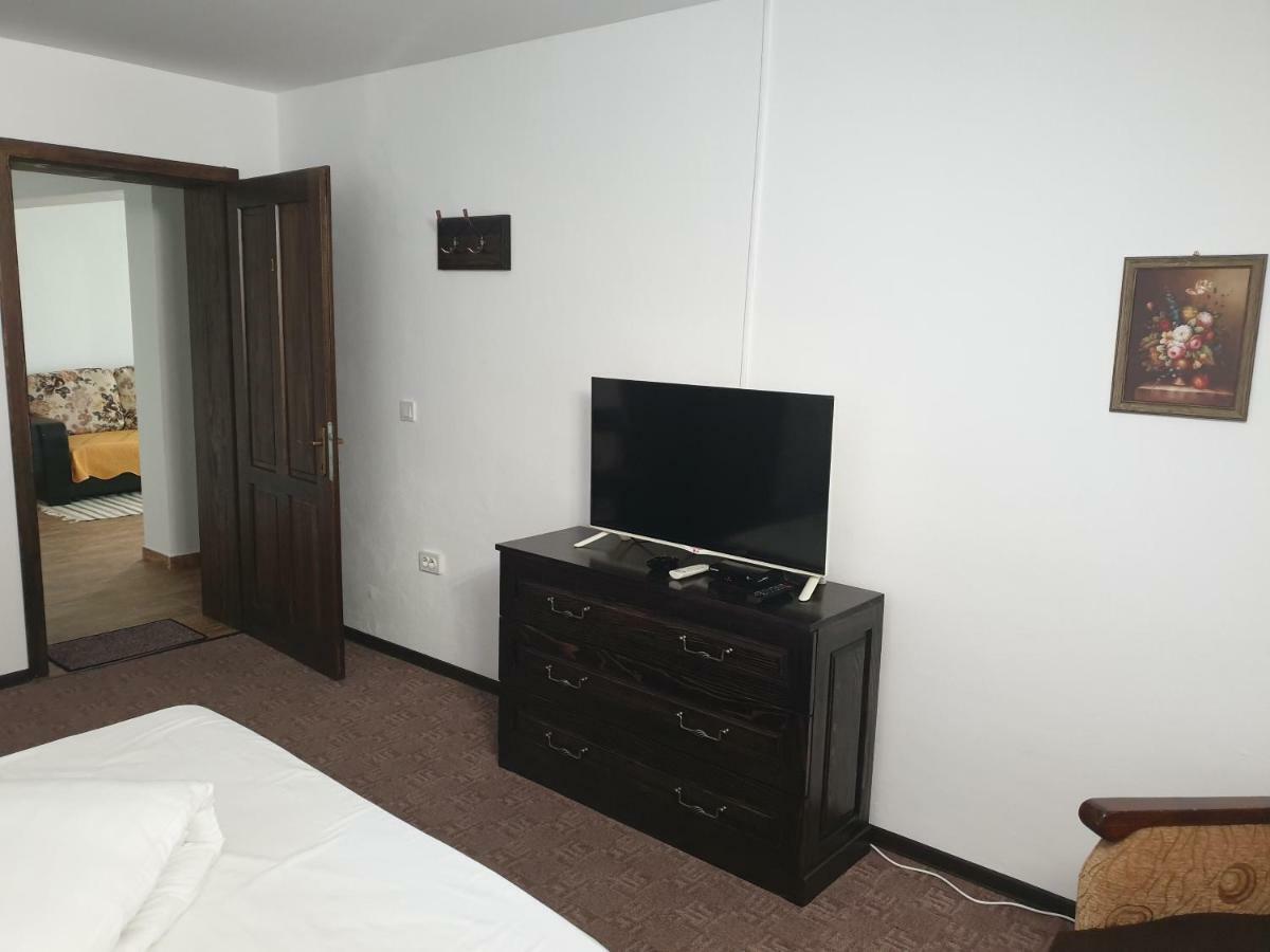 Stejarul Lui Andrei Hotel Izvoarele  Exterior foto